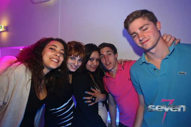 Cliquer pour voir l'image en taille réelle