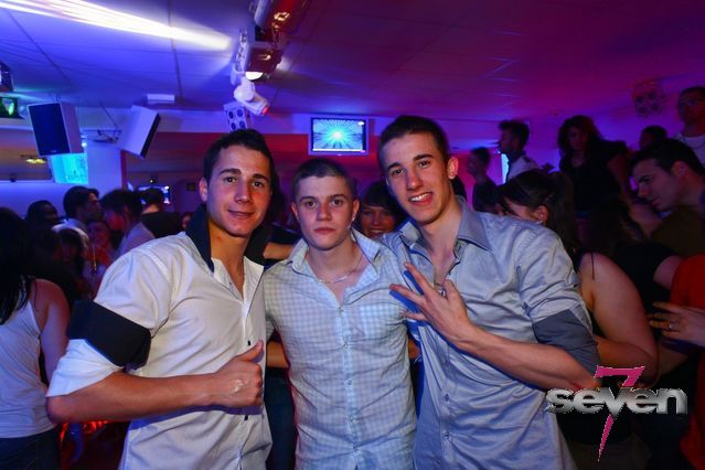 Cliquer pour voir l'image en taille réelle