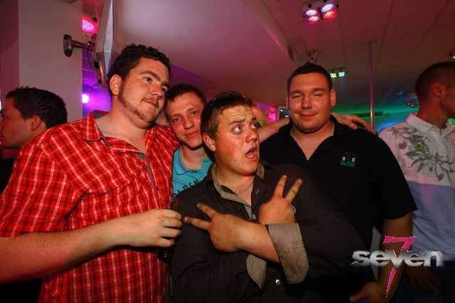 Cliquer pour voir l'image en taille réelle