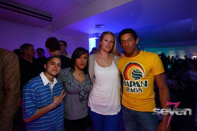 Cliquer pour voir l'image en taille réelle