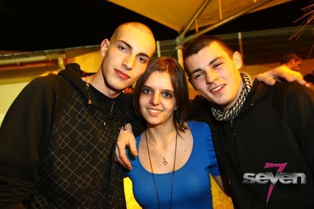 Cliquer pour voir l'image en taille réelle