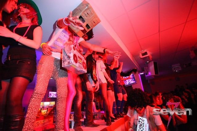 Cliquer pour voir l'image en taille réelle