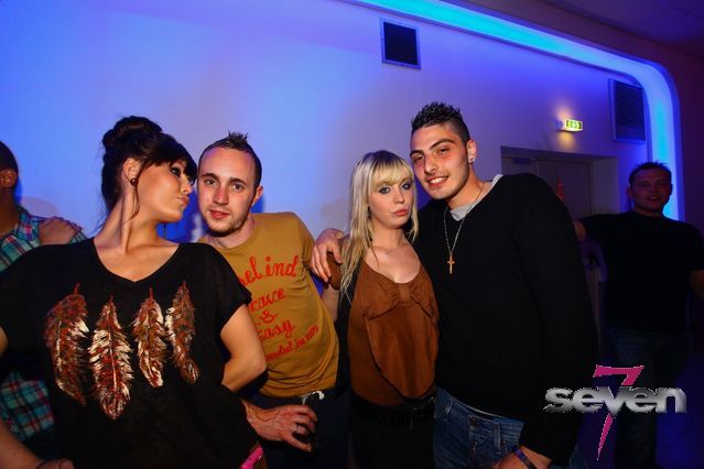 Cliquer pour voir l'image en taille réelle