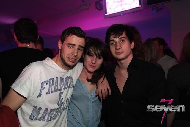 Cliquer pour voir l'image en taille réelle