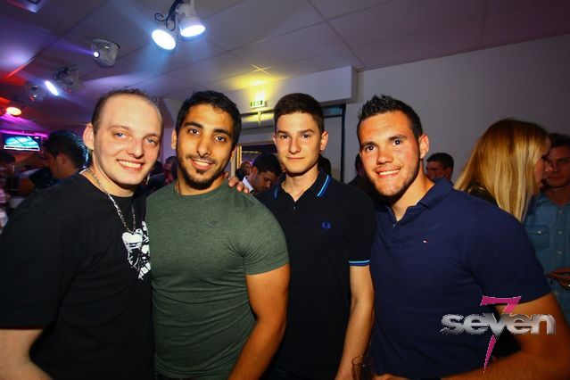 Cliquer pour voir l'image en taille réelle