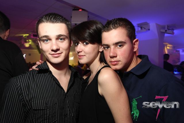 Cliquer pour voir l'image en taille réelle