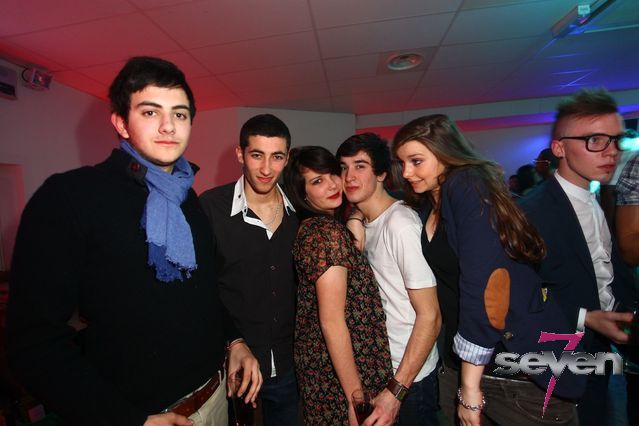 Cliquer pour voir l'image en taille réelle