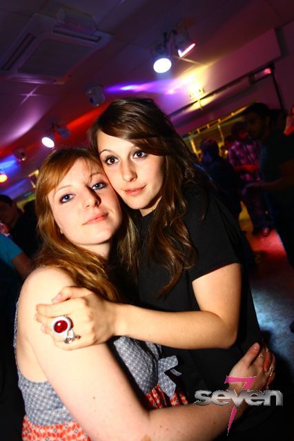 Cliquer pour voir l'image en taille réelle