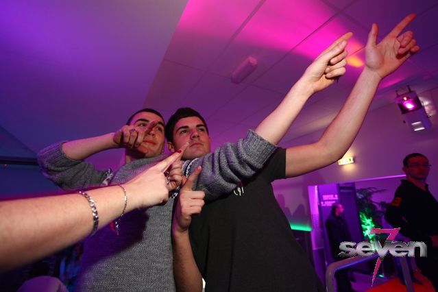 Cliquer pour voir l'image en taille réelle