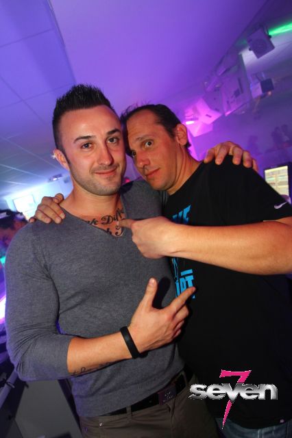 Cliquer pour voir l'image en taille réelle