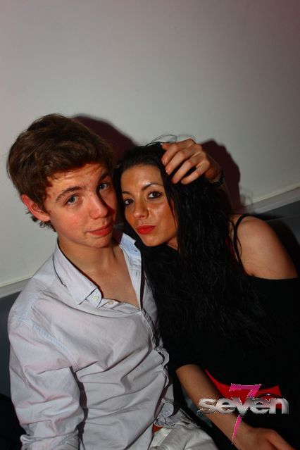 Cliquer pour voir l'image en taille réelle