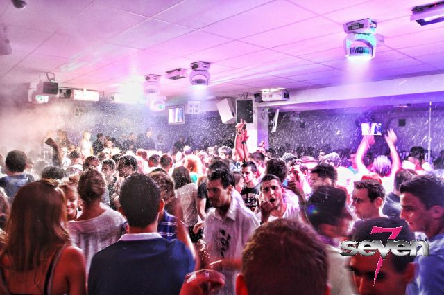 Cliquer pour voir l'image en taille réelle