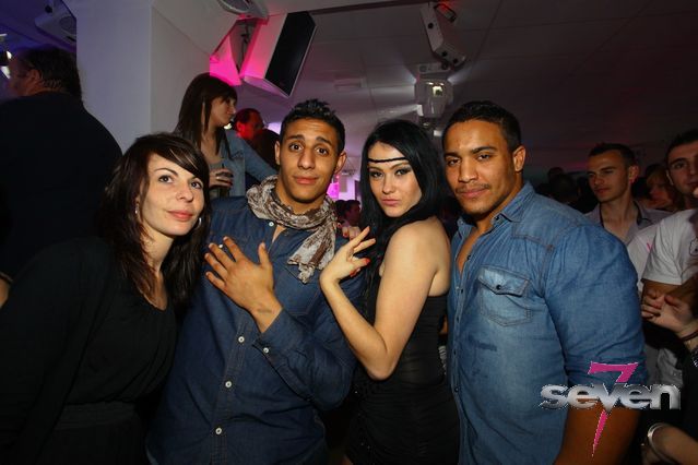 Cliquer pour voir l'image en taille réelle