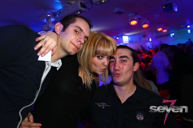 Cliquer pour voir l'image en taille réelle