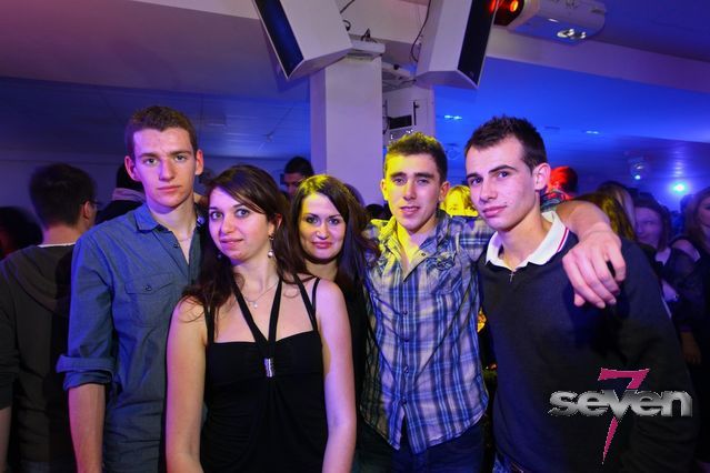 Cliquer pour voir l'image en taille réelle