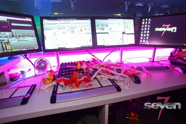 Cliquer pour voir l'image en taille réelle