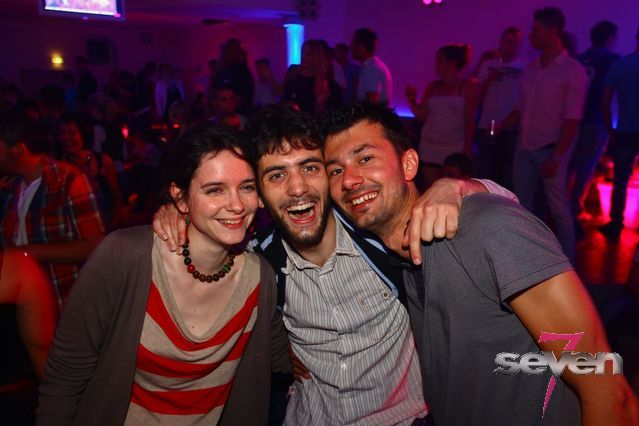 Cliquer pour voir l'image en taille réelle