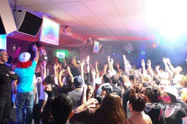 Cliquer pour voir l'image en taille réelle