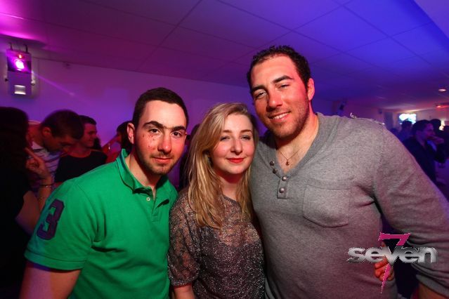 Cliquer pour voir l'image en taille réelle