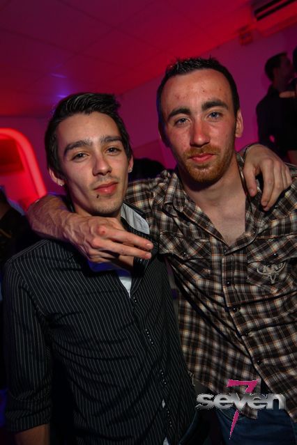 Cliquer pour voir l'image en taille réelle