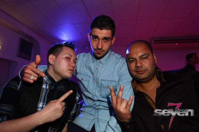 Cliquer pour voir l'image en taille réelle