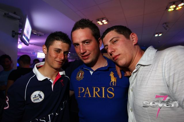 Cliquer pour voir l'image en taille réelle