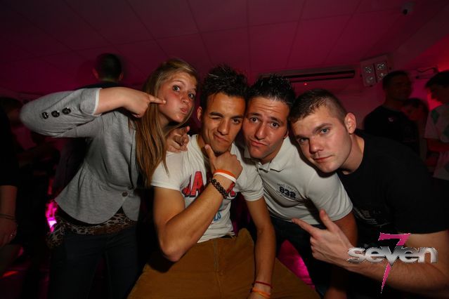 Cliquer pour voir l'image en taille réelle