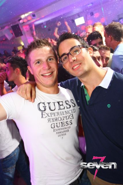 Cliquer pour voir l'image en taille réelle