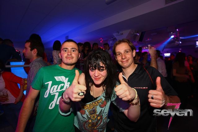 Cliquer pour voir l'image en taille réelle