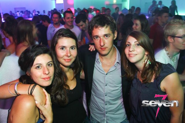 Cliquer pour voir l'image en taille réelle