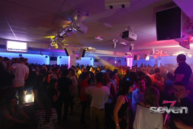 Cliquer pour voir l'image en taille réelle