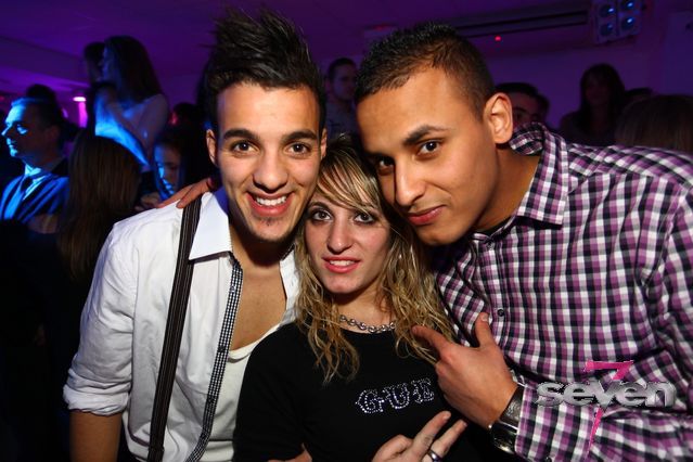 Cliquer pour voir l'image en taille réelle