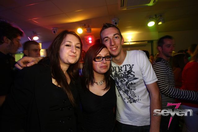 Cliquer pour voir l'image en taille réelle