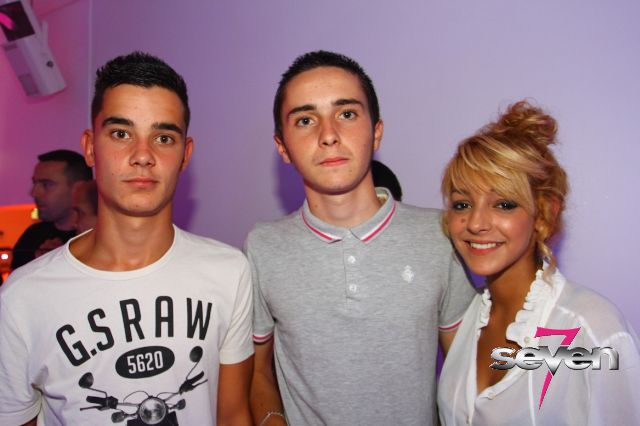 Cliquer pour voir l'image en taille réelle