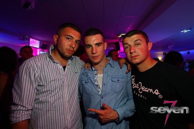 Cliquer pour voir l'image en taille réelle