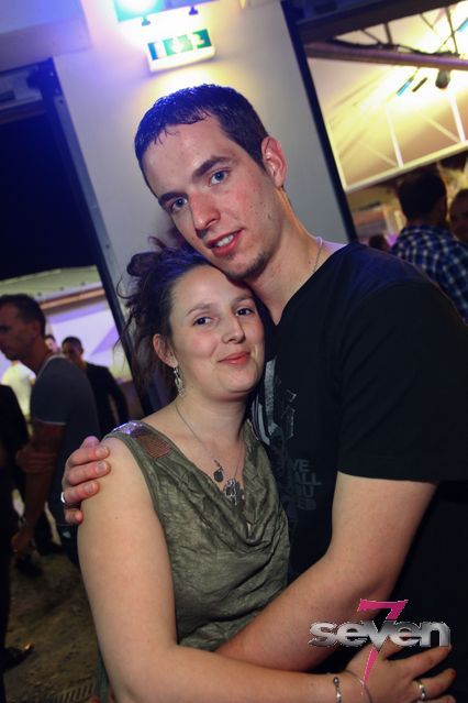 Cliquer pour voir l'image en taille réelle