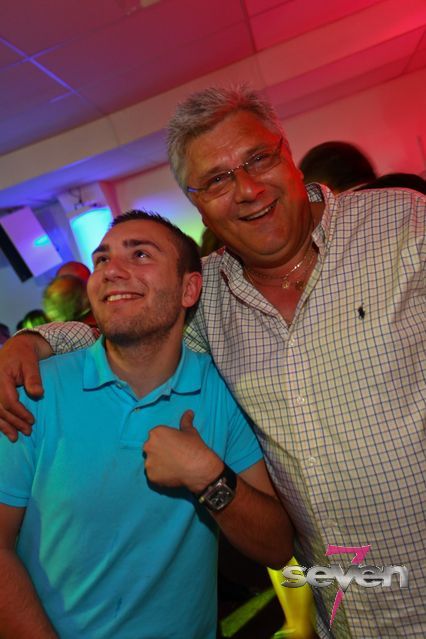 Cliquer pour voir l'image en taille réelle