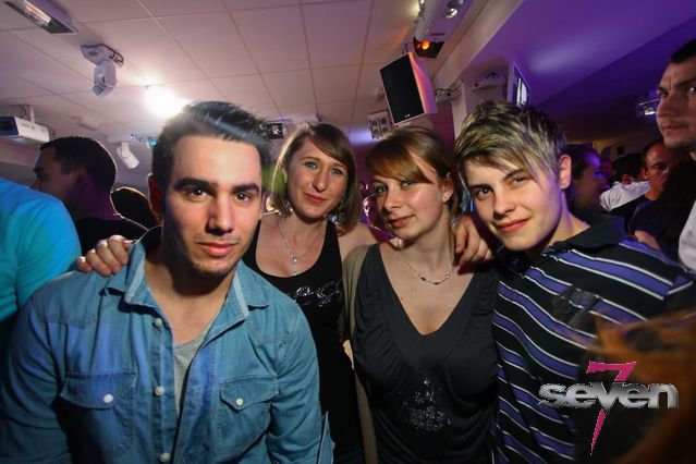 Cliquer pour voir l'image en taille réelle