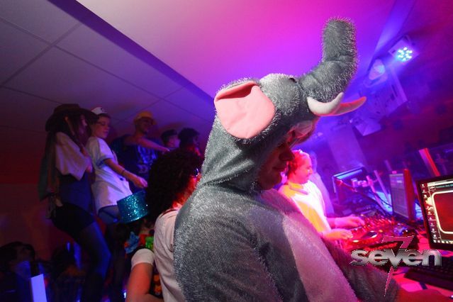 Cliquer pour voir l'image en taille réelle