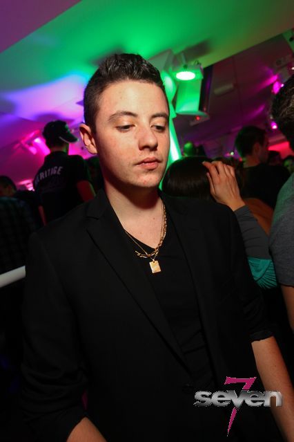 Cliquer pour voir l'image en taille réelle