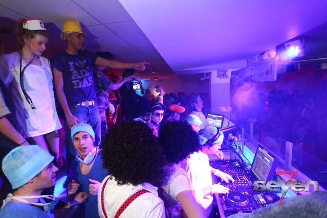 Cliquer pour voir l'image en taille réelle