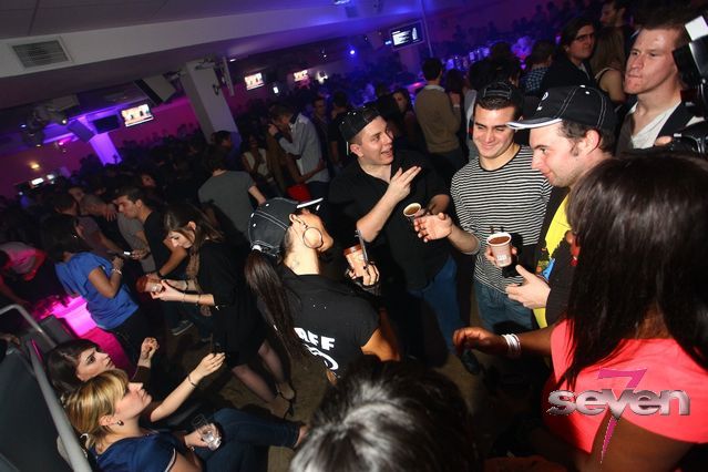 Cliquer pour voir l'image en taille réelle