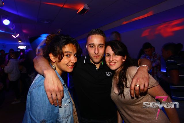 Cliquer pour voir l'image en taille réelle