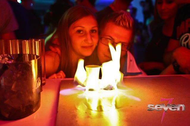 Cliquer pour voir l'image en taille réelle