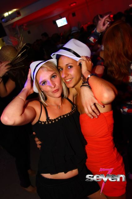 Cliquer pour voir l'image en taille réelle