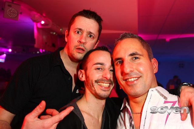 Cliquer pour voir l'image en taille réelle