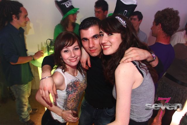 Cliquer pour voir l'image en taille réelle