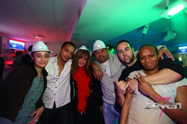 Cliquer pour voir l'image en taille réelle