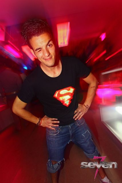 Cliquer pour voir l'image en taille réelle