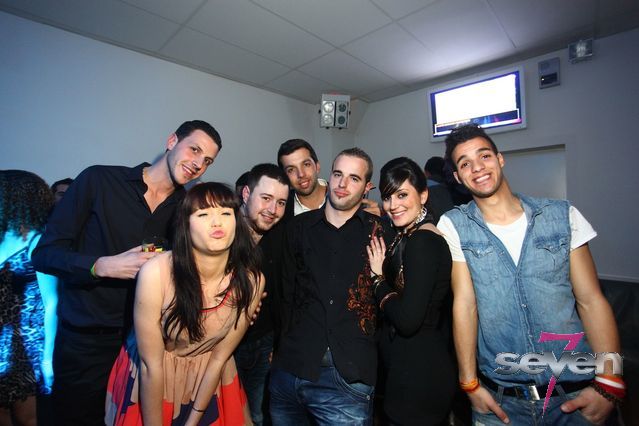 Cliquer pour voir l'image en taille réelle